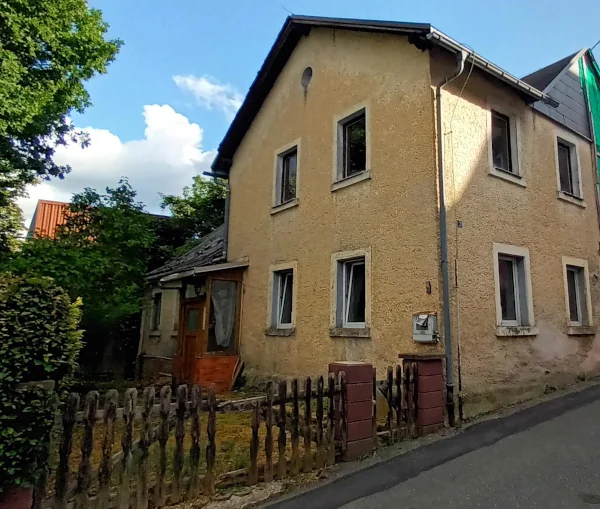 Außenansicht der Doppelhaushälfte Schwedengasse 3 in Nordhalben