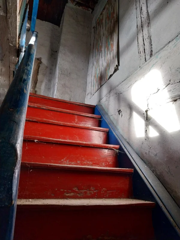 Treppe zum Obergeschoss